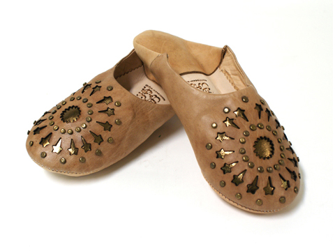 スタッズラウンドバブーシュ